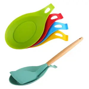 彩色热卖OEM防滑勺勺垫秤餐具套装硅餐垫可折叠餐垫