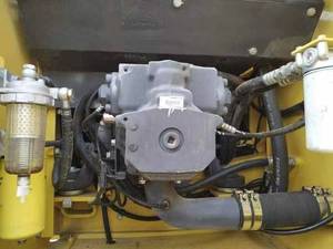 รถขุดมือสอง ค.ศ. 2023 รุ่น Komatsu PC220-7/8/11 ใช้เครื่องยนต์ Cummins สำหรับงานซ่อมบำรุงทางวิ่งสนามบิน ทนทานทุกสภาพอากาศ - Product Image 5