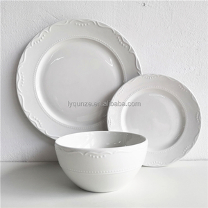 Turkish Bulk Chinese Kitchen <strong>Plates</strong> Sets Ceramic Porcelain Tablewar <strong>Clay</strong> Hotel Tableware Embossed Fine Bone China Dinnerware Set - Product Image 1