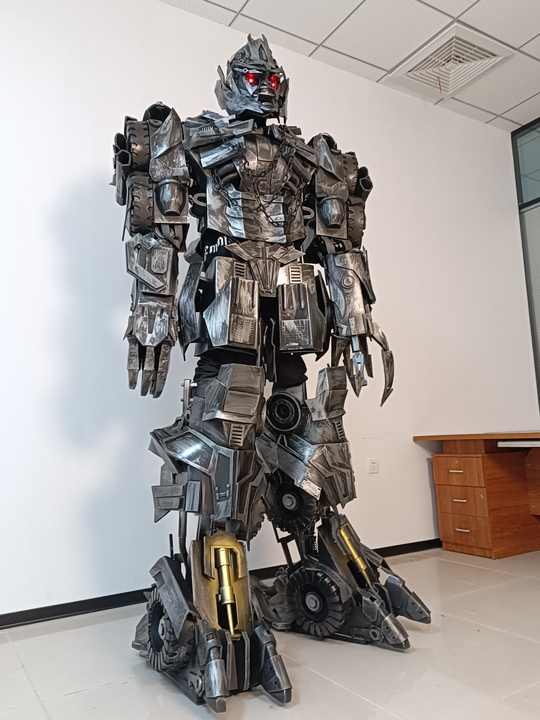 Realistic LED Animal Robot Stilt Walker Mascot Costume for Adults Unisex Halloween Party Wear Happy Sky