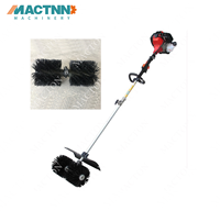 Balayeuse à gazon artificiel Brosse à gazon à main pour moteur à essence à deux temps