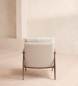 كرسي بذراعين من قماش ثيودور بتصميم منتصف القرن الفاخر المفضل لغرفة المعيشة - Product Image 5