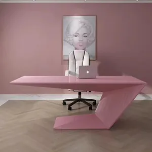 Venta caliente moderno barato irregular muebles de oficina Rosa personalizable MDF jefe Escritorio