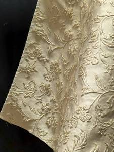 Nouveau Stock Chine <span class=keywords><strong>Textile</strong></span> <span class=keywords><strong>Fournisseur</strong></span> 100% polyester Tissé Personnaliser Mode 3D Fleur Fil Teint Brocart Jacquard Tissus pour Robe - Product Image 2