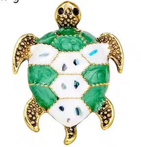 クリスタルゴールドグリーンXHO Chi Eta Phiタートルパーティーブローチ1932亜鉛合金ピンアクセサリーソロリティ & フラタニティウェディング & ギフト用 - Product Image 5
