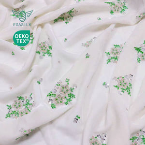 قماش حريري مخملي ممتاز من العلامة التجارية ESASilk منسوج ومتوسط الوزن من النمط المحبوك للارتداء والأرائك والتنورات - Product Image 2