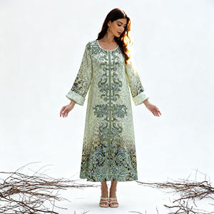 Robe Abaya en Polyester Imprimé de Haute Qualité pour Femmes Musulmanes, Design Élégant Personnalisé, Convient à Diverses Occasions, Vente en Gros - Product Image 3