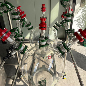 Lò phản ứng chưng cất thủy tinh hình cầu 100l với lớp phủ Sưởi ấm bằng điện và bộ tuần hoàn sưởi ấm cho phòng thí nghiệm - Product Image 4