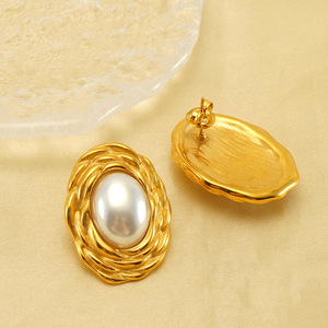 ZOGXIN Gold Plated Pearl Stud Earrings Geometric Design For Women Party Jewelry - Product Image 4