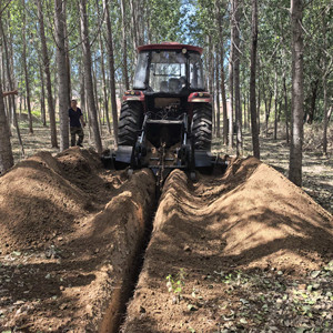 Zanjadora <span class=keywords><strong>de</strong></span> Acero <span class=keywords><strong>de</strong></span> Alta Resistencia para Tractor, Motor y Engranajes <span class=keywords><strong>de</strong></span> Más <span class=keywords><strong>de</strong></span> 120 HP, Bajo Nivel <span class=keywords><strong>de</strong></span> Ruido, para Suelos Duros en Agricultura y Carreteras Municipales - Product Image 2
