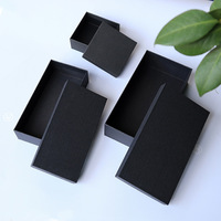 Boîte cadeau carrée en gros avec couvercle et base, en carton noir rigide extra-robuste, gaufrage, grandes/petites tailles, emballage neutre