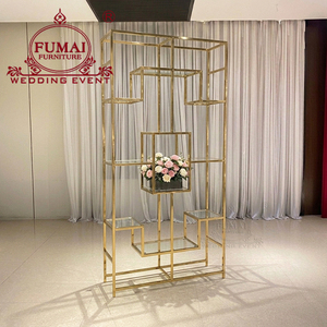 Rak Bar Logam Kuningan Modern FUMAI FURNITURE dengan Rak Kaca untuk Dekorasi Acara Pernikahan - Product Image 3