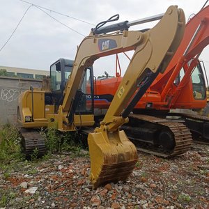 Excavadora Hidráulica de Orugas Usada de 6 Toneladas 305.5E con Bomba de Engranajes y Motor, de Segunda Mano y Alta Calidad - Product Image 1
