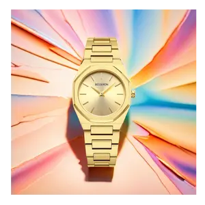 Jam tangan kuarsa 32mm pembuat Logo kustom 22k emas baja tahan karat jam tangan gelang wanita Mema lebih tipis jam tangan wanita mewah