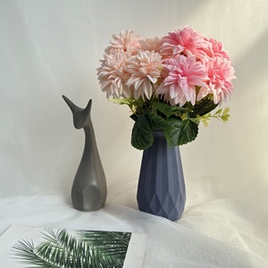 Fleurs artificielles pour la décoration de l'allée de mariage, arrangement de salon, accessoires de photographie, plusieurs couleurs, tissu plastique réaliste - Product Image 2