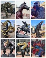 Grande statue de gorille en pneus recyclés, style industriel personnalisé, sculpture d'animal en caoutchouc usagé pour zoo et parc à thème