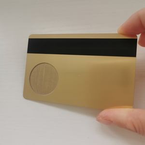 カスタマイズ可能なミニタグRFIDメタルバンク<span class=keywords><strong>Visa</strong></span>デビットカード、印刷可能なブランクカード、チップNFCスロット付き、ビジネス決済、ホテル使用向け - Product Image 3