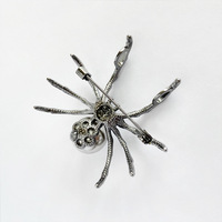 Broche araignée noire rétro en diamant pour Halloween, badge de poitrine en métal pour femme, bijoux, accessoire de mode, épingle araignée