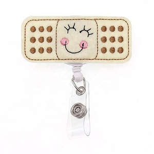 Accessoires d'infirmière populaires Médical Rétractable Nom Carte ID Clip Feutre <span class=keywords><strong>Badge</strong></span> Porte-Bobine - Product Image 3
