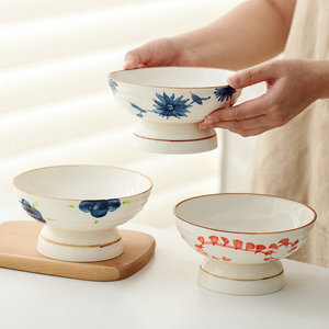 Bol sur piédestal en céramique à motifs floraux, peint à la main, pour servir des fruits, salades, usage domestique - Product Image 3