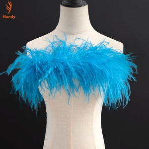 Boa en plumes d'autruche, longueur des plumes 10-15 cm, idéal pour les voiles de mariée, les costumes de danse et la décoration de sapins de Noël - Product Image 5