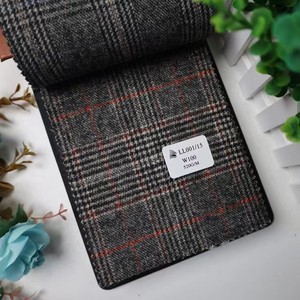 FLLL001 vente en gros 520gsm Plaid 100% <span class=keywords><strong>laine</strong></span> mérinos <span class=keywords><strong>tissu</strong></span> cachemire <span class=keywords><strong>pure</strong></span> <span class=keywords><strong>laine</strong></span> <span class=keywords><strong>tissu</strong></span> femmes sweat ensemble costumes manteau <span class=keywords><strong>tissu</strong></span> - Product Image 4