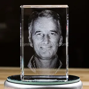 Factory Shipping Custom 3d Laser Engraving Photo Crystal Cube 3d Crystal Engraving Etched Glass Picture Block For Souvenirs