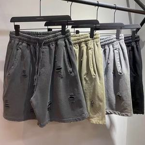 <span class=keywords><strong>Pantalones</strong></span> <span class=keywords><strong>Cortos</strong></span> Deportivos Casuales Retro para <span class=keywords><strong>Hombre</strong></span>, Estilo Desgastado con Agujeros, Venta al Por Mayor de Fábrica - Product Image 2