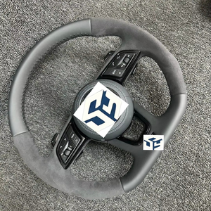 Housse de volant en cuir suédé cousue à la main Alcanta <span class=keywords><strong>Ra</strong></span> Wrap pour <span class=keywords><strong>Audi</strong></span> R8 Coupé <span class=keywords><strong>Audi</strong></span> Sport Edition TT Coupé 2015 - Product Image 1