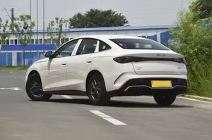 Voiture d'occasion Byd Seal 06 Gt 2025 505km Longue portée Voiture électrique bon marché en stock Fabriquée - Product Image 3