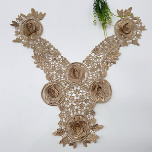 Collare in Pizzo con Applicazione Floreale 3D in Stile Francese, Collo a V con Ricamo Metallico Oro Champagne, Patch per Colletto Idrosolubile per Matrimonio - Product Image 2