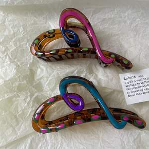 Dolce Design senso <span class=keywords><strong>di</strong></span> colore pinza <span class=keywords><strong>di</strong></span> un grande squalo <span class=keywords><strong>di</strong></span> plastica Clip sul retro della <span class=keywords><strong>testa</strong></span> <span class=keywords><strong>di</strong></span> una <span class=keywords><strong>donna</strong></span> grande Volume copricapo fermaglio per capelli - Product Image 3