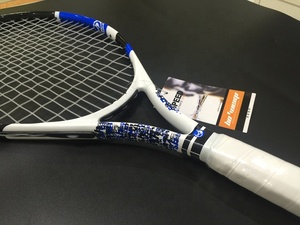 Vente en gros de raquettes de <span class=keywords><strong>tennis</strong></span> pour enfants de qualité supérieure en carbone et aluminium intégrées, tailles 19/21/23/25 pouces - Product Image 2