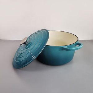 <span class=keywords><strong>Cocotte</strong></span> <span class=keywords><strong>ronde</strong></span> <span class=keywords><strong>en</strong></span> <span class=keywords><strong>fonte</strong></span> émaillée de couleur personnalisable avec couvercle à poignée incurvée et nervures, polyvalente pour ragoûts et braisages - Product Image 4