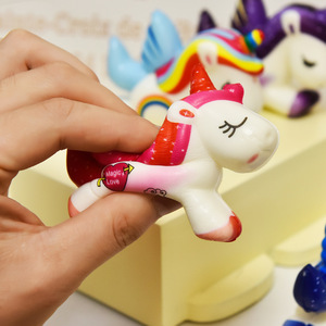 Juguete antiestrés de unicornio, suave y esponjoso, decoración de escritorio, regalo para niños y adultos - Product Image 2