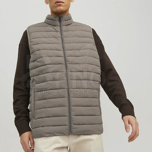 Chaleco acolchado de alta calidad para hombre con cuello mandarín, ropa de invierno transpirable, recién llegado, hecho a medida con MOQ bajo - Product Image 1
