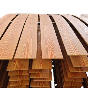 Panel Dinding Eksterior Motif Kayu Tahan Air Modern, Papan Siding Dekoratif Berbahan Serat Semen untuk Pemasangan Cladding Villa - Product Image 1