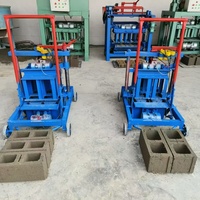 Le fabricant fournit une machine à fabriquer des blocs creux semi-automatique stable de petite taille (2-45)