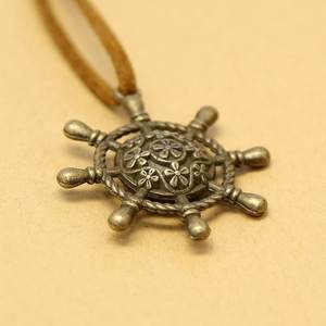 Diario grabado de cuero hecho a mano diseño retro Carpeta de viajero pirata diario de viaje regalo de San Valentín para él y ella - Product Image 2