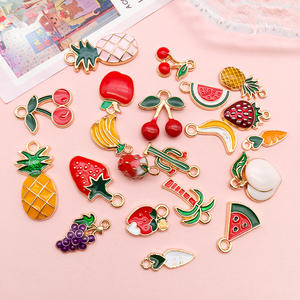 Conjunto de 20 estilos de frutas mixtas, colgante de aleación, fresa, plátano, cereza, manzana, dijes para collares, pulseras, fabricación de joyas, colgantes - Product Image 5
