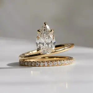 Yu Ying Customized Double Band 18K Yellow Gold 3CT Moissanite Pear Solitaire Fine Jewelry Women Rings