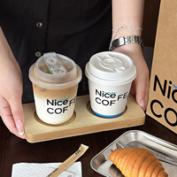 Gobelets PLA jetables transparents en forme de U, personnalisables en différentes tailles et hauteur, avec logo sur mesure, pour les chaînes de magasins de thé glacé, café et smoothies
