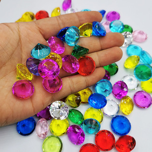 Liqin Transparent 19mm PS <span class=keywords><strong>perles</strong></span> de diamant en plastique modèle 251108 pour les remplisseurs de vase et la dispersion de table de mariage - Product Image 3
