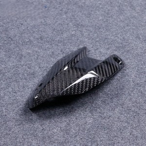 Cache de protection thermique d'échappement en fibre de carbone sèche 3K pour moto 2020-2025 F900R F900XR - Product Image 2