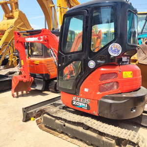 Kubota KX135 Excavator 3.5Ton <b>Mini</b> Digger Used KX135-3 KX135-5 with CE Certificate Rubber Tracks & Cab <b>AC</b> for Urban Construction - Product Image 5