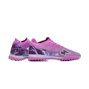 Chaussures <span class=keywords><strong>de</strong></span> football à tige basse avec logo personnalisé, Phanto Gripknit, crampons <span class=keywords><strong>de</strong></span> football violets TF pour femmes et filles - Product Image 3