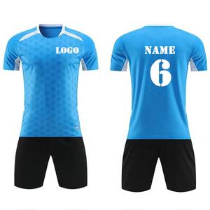 Offre spéciale, uniforme de football avec logo personnalisé par sublimation à séchage rapide, kits de football bon marché pour hommes et enfants, <span class=keywords><strong>maillot</strong></span> de football multicolore, chaussettes courtes - Product Image 4