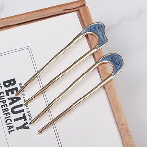 Baguettes de coiffure en forme de U pour femmes, 2 broches, épingle à cheveux en alliage métallique doré - Product Image 2