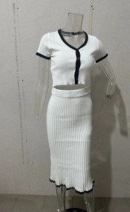 Ensemble deux pièces d'été pour femmes col en <span class=keywords><strong>U</strong></span> jupe élastique avec dentelle et bouton décoration couleur contrastante - Product Image 6