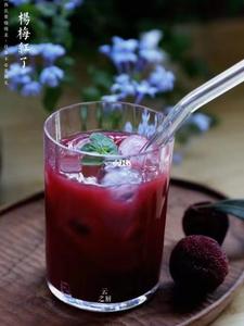 Toptancı Aynı %100 Meyve Suyu İçeceği Sunuyor. - Product Image 3